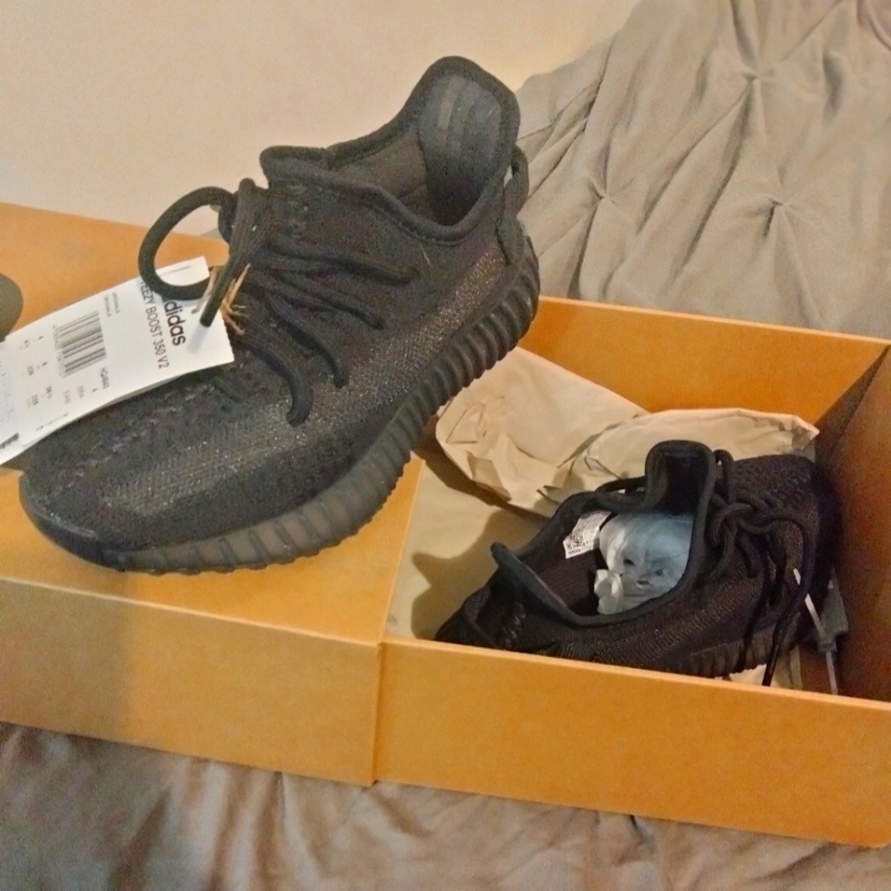 Yeezy's Boost 350